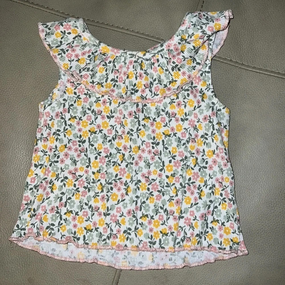 Little lass 2t short set​ - Picture 2 of 3